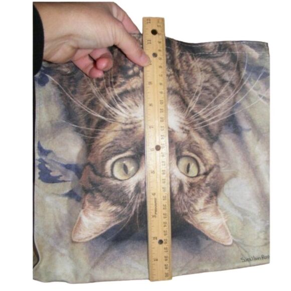 SUEELLEN ROSS Peculiar Perspective Tote, Tabby Cat, Canvas, 11 x 12 x 4 - Picture 6 of 7
